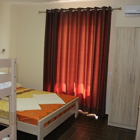 Apartment Family Ulcinj Eksteriør bilde