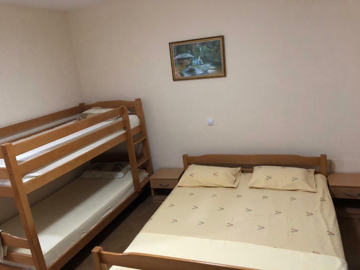 Apartment Family Ulcinj Eksteriør bilde