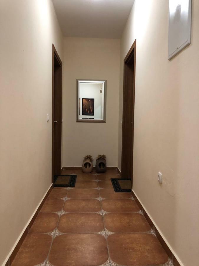 Apartment Family Ulcinj Eksteriør bilde